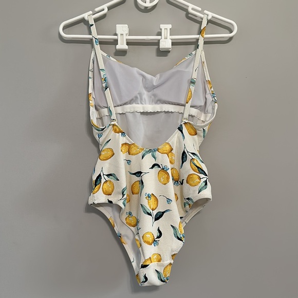 Jessica Simpson | Lemon One Piece Motif Swimming Bathing Suit  | Size M - Picture 10 of 13